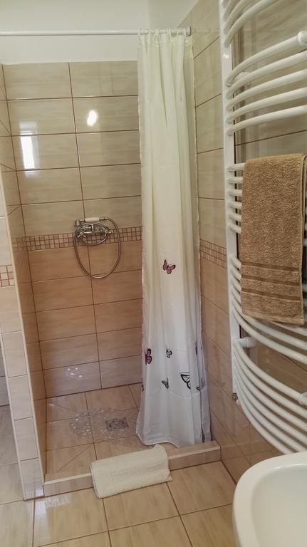 Agnes Vendeghaz Lägenhet Gyula Exteriör bild